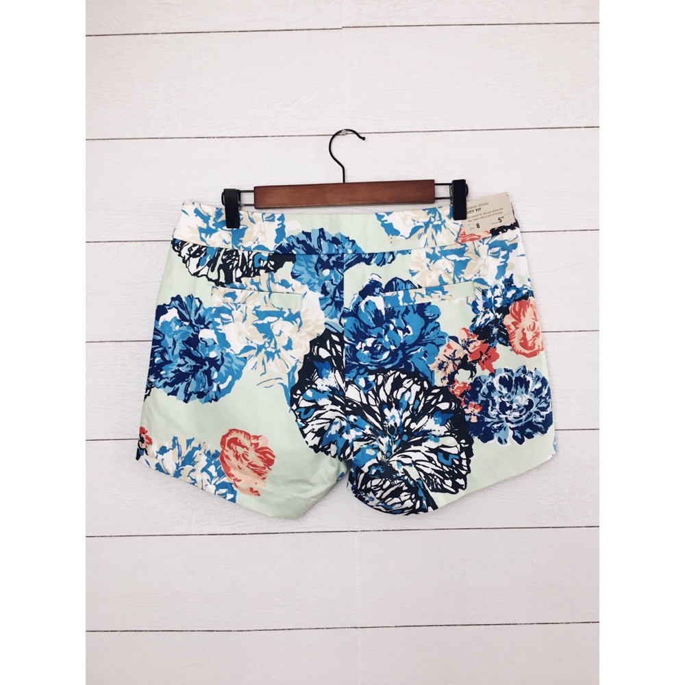 J Crew | Floral Stretch Side Zip Chino Shorts - Picture 4 of 5